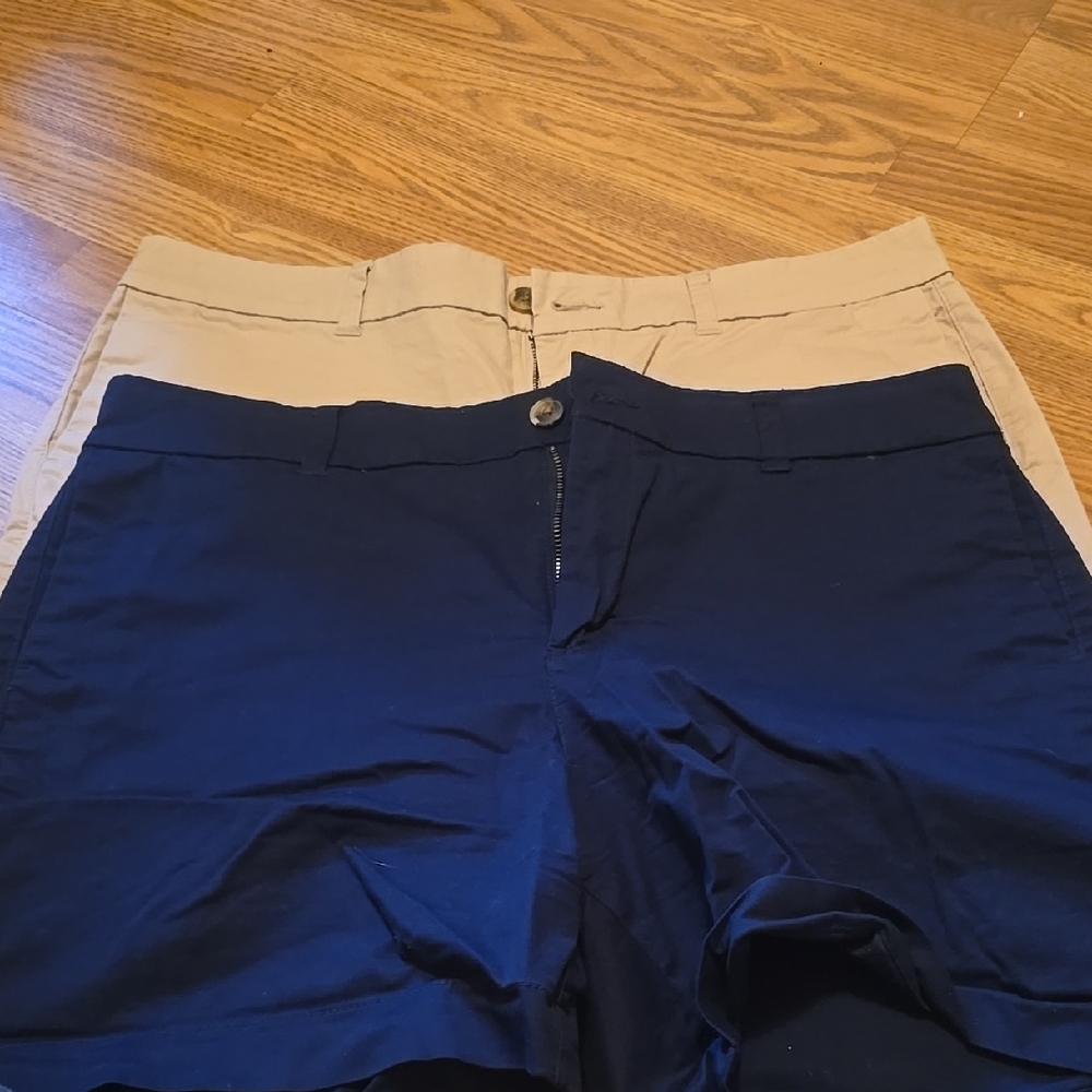 Old Navy Women's Cargo Shorts - Navy and Tan